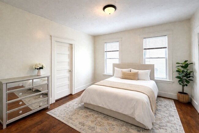 Building Photo - 8 Almont Ave