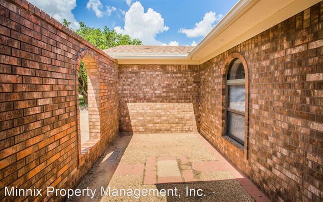 Building Photo - 3 br, 2 bath House - 8403 Fremont Ave.