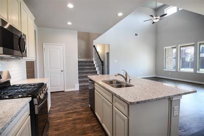 Building Photo - 12173 Pearl Bay Ln