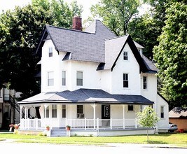 Building Photo - 116 N Swarthmore Ave