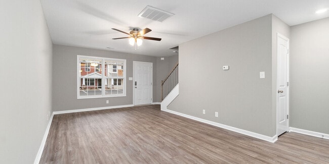 Building Photo - 955 Big Sky Dr
