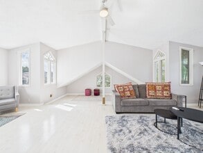 Building Photo - 3613 Audubon Pl