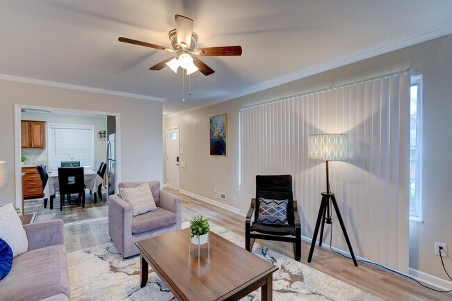 Foto del edificio - Historic Charm Meets Modern Comfort