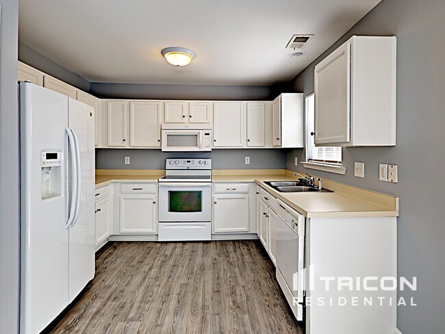 Building Photo - 206 Wyndotte Court Lexington SC