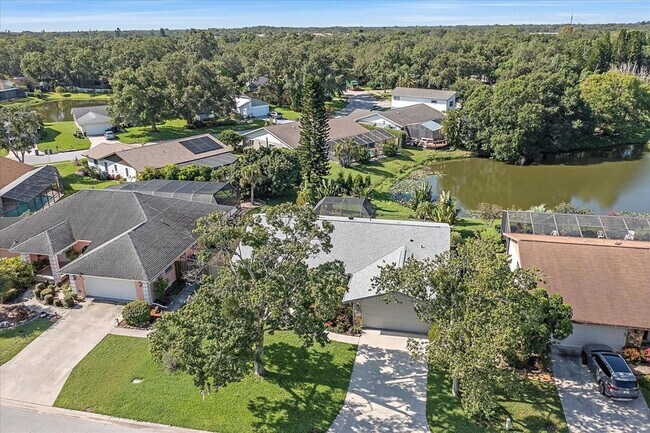 Building Photo - 4814 Country Oaks Blvd