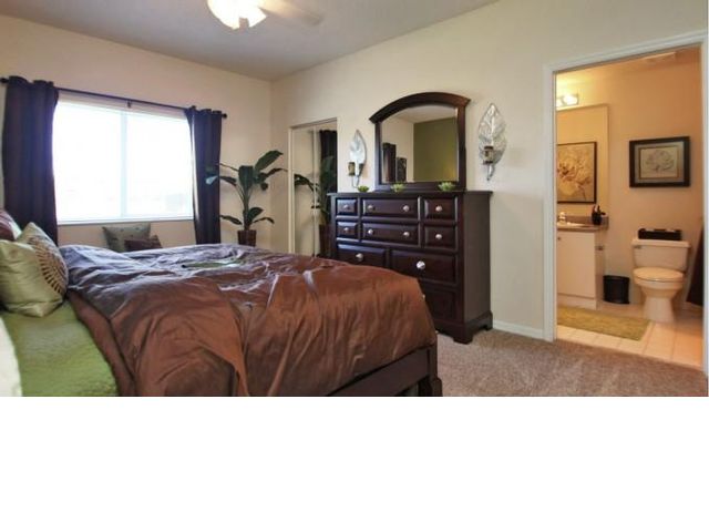 Building Photo - 4802 N Citation Dr