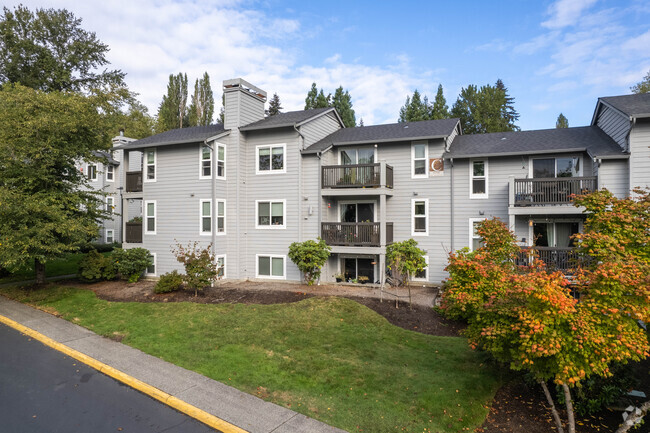 Exterior - Coventry Place Apartments