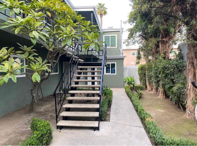 Photo - 229 E 57th St Apartment