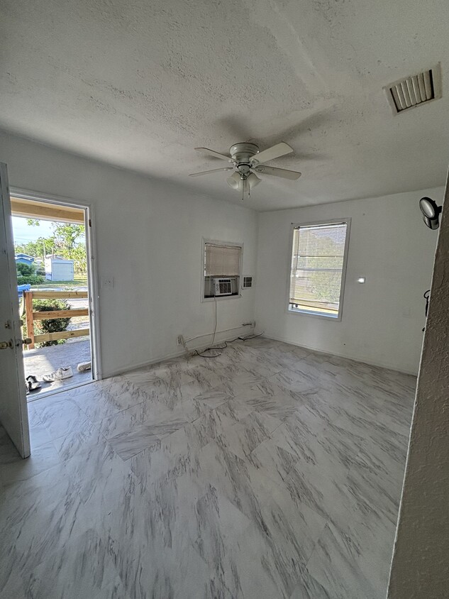 Foto principal - 2217 E 19th Ave