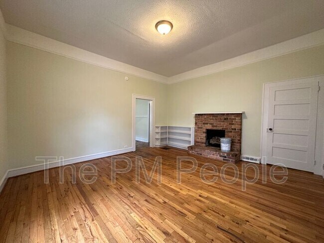 Foto del edificio - 113 S 7th St