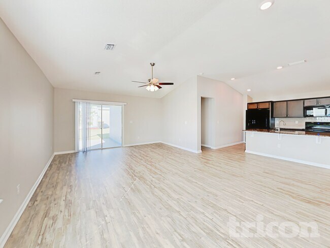 Foto del edificio - 8096 Hind Wy