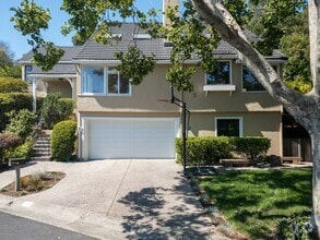 Building Photo - 63 Almenar Dr