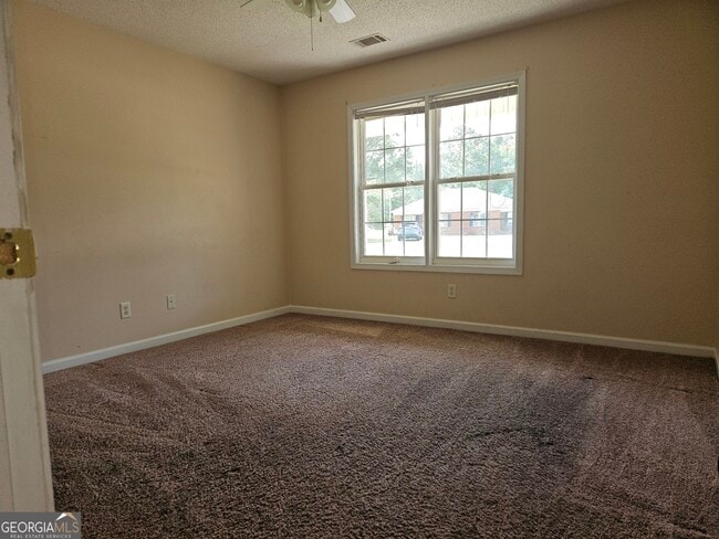 Building Photo - 1210 Beaver Creek Dr