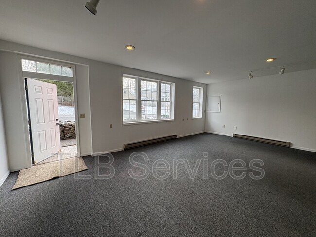 Foto del edificio - 15927 Pennsylvania 407 - Frnt Office 1st Fl