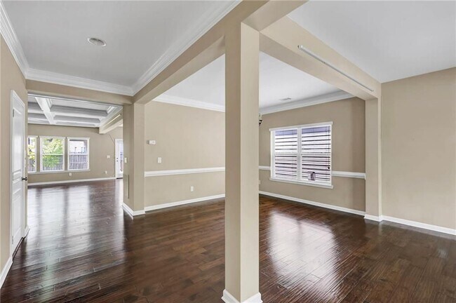 Foto del edificio - 5957 Stow Dr