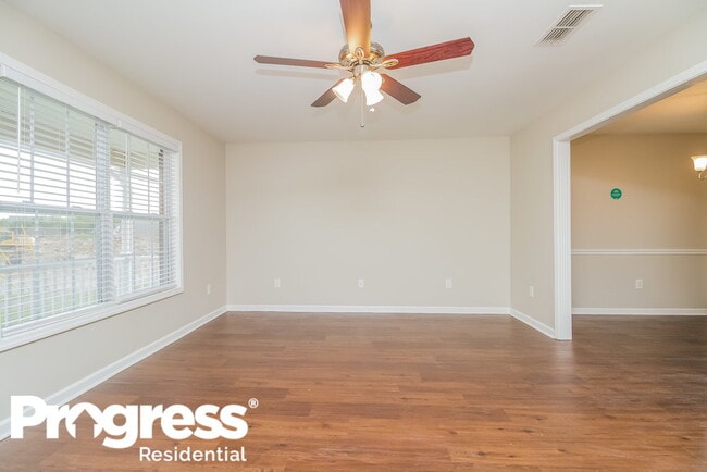 Building Photo - 1476 Priestshore Bay