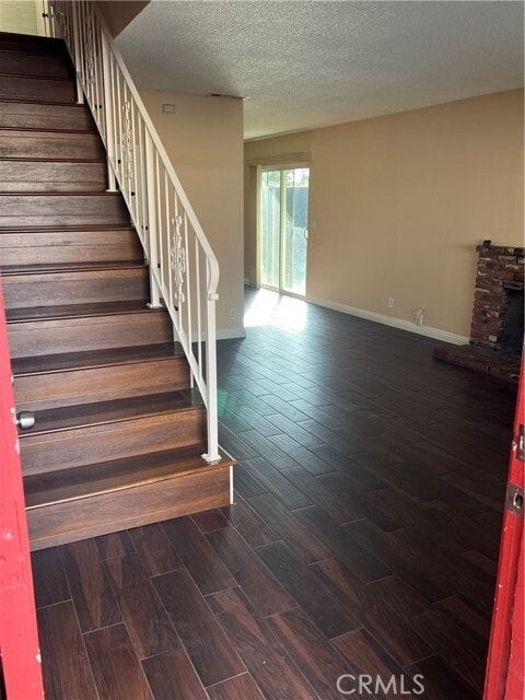 Building Photo - 4935 Sereno Dr