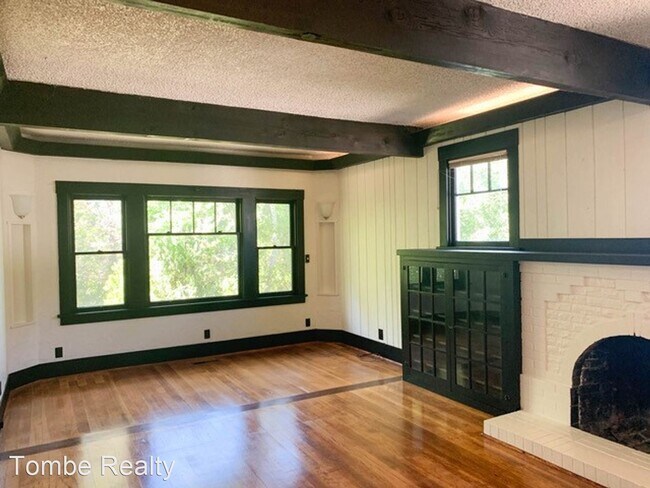Building Photo - 3 br, 1.5 bath House - 8031 Mill Station Rd