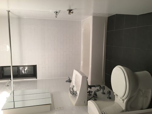 Foto del edificio - 301 E 75th St