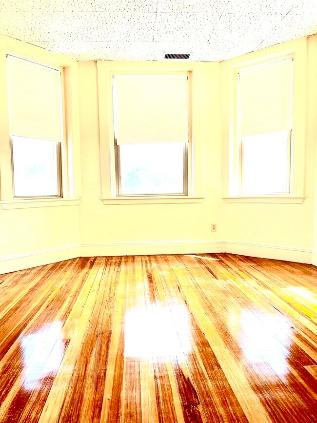 Foto del edificio - 7 Woodbridge St