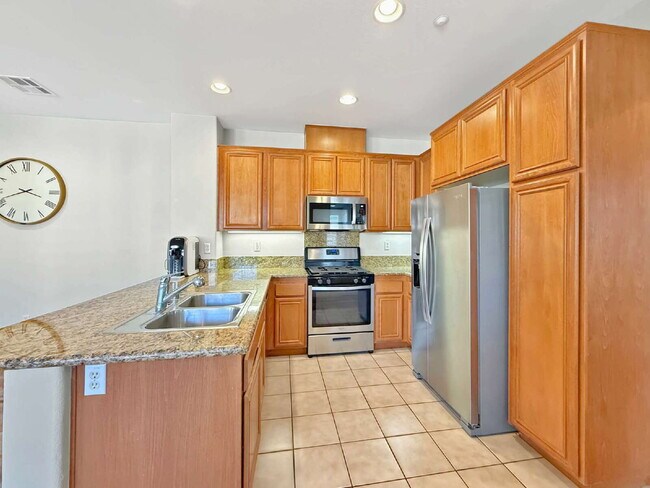 Foto del edificio - Welcome Home to the Treana Community in Stevenson Ranch 3BR 2 BA