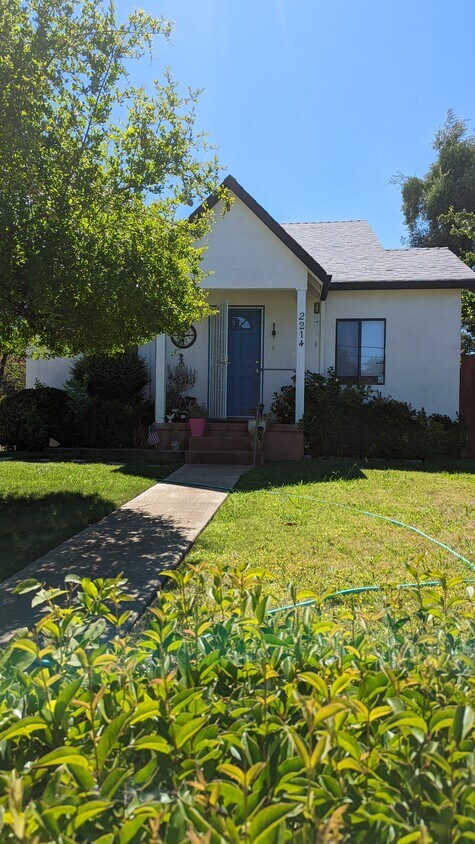 Foto principal - 2214 Waldon St