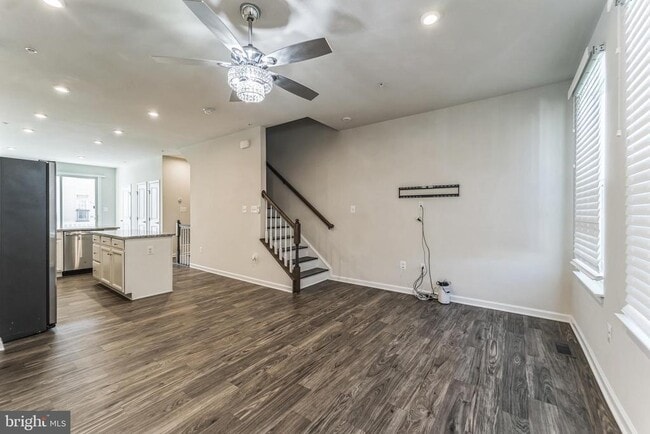 Building Photo - 3109 Potters Hill Rd