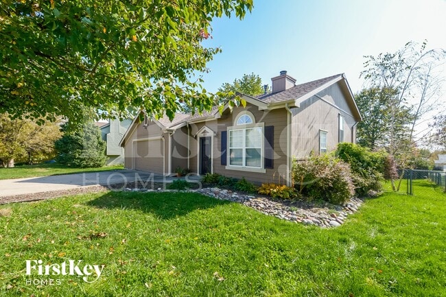 Building Photo - 609 Rosehill Dr