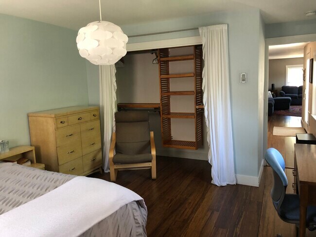 Foto del edificio - 17 Everett Street, Unit 1