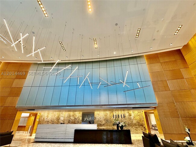 Building Photo - 1331 Brickell Bay Dr