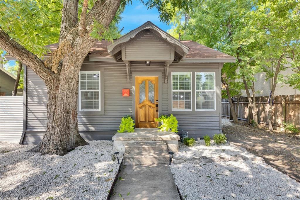 Primary Photo - 307 W 45th St