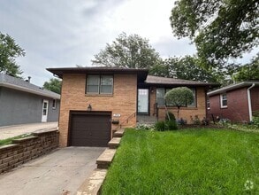 Building Photo - 3700 S 16th St
