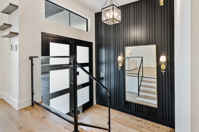 Foto del edificio - 4023 Lanark Ln