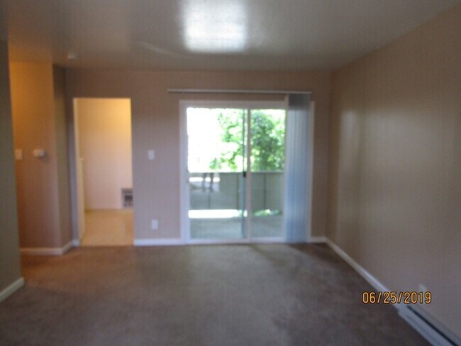 Foto del edificio - 1Bed/1Ba Apartment! in Coddingtown area