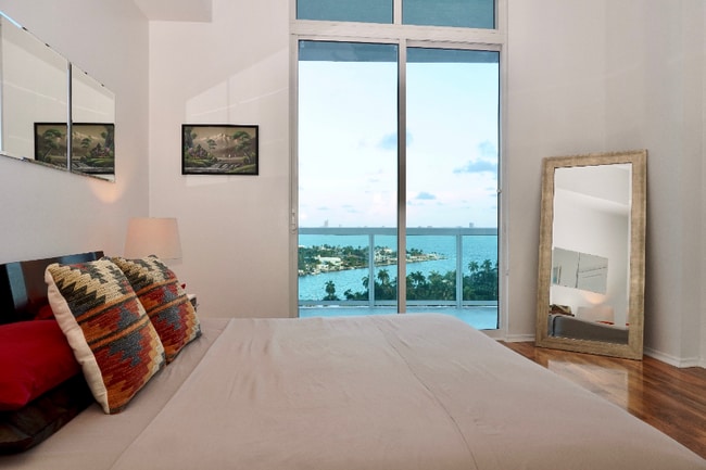 Photo - 7900 Harbor Island Dr Apartment