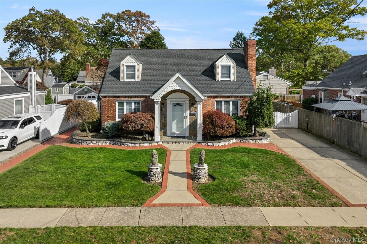 Foto principal - 17 Cedar Dr