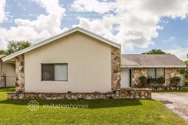 Foto del edificio - 413 SW 75th Ave