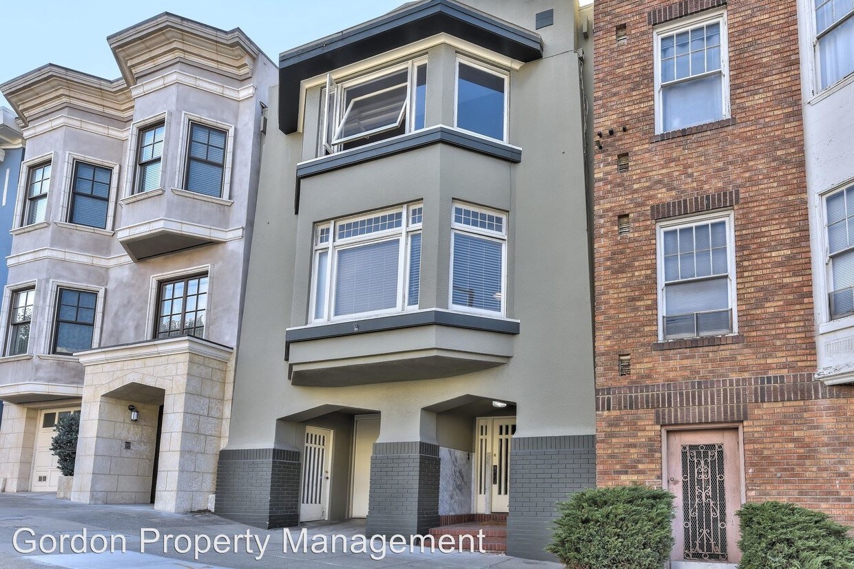 Primary Photo - 2755 Baker St