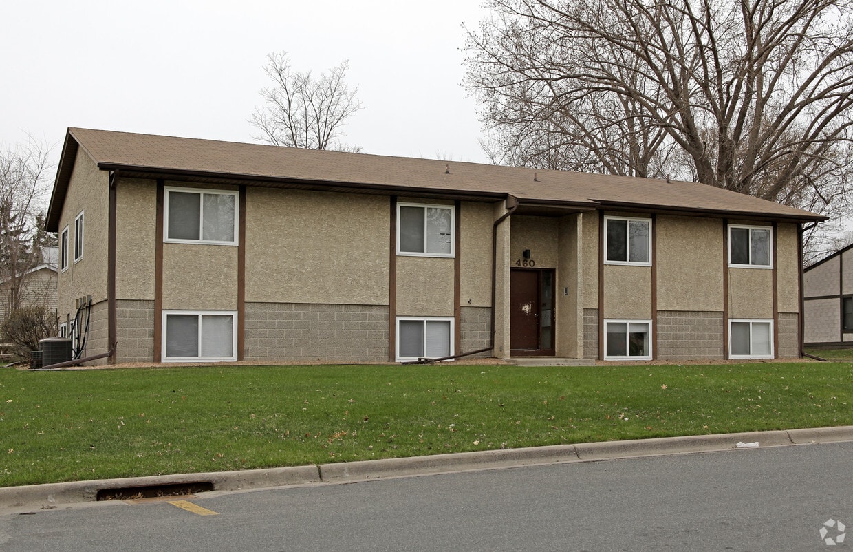 Building Photo - 460 Stanley St