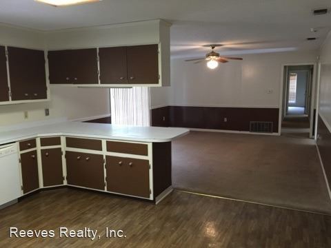 Building Photo - 4 br, 2.5 bath House - 5251 Joginell Drive E