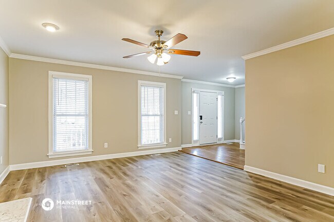 Building Photo - 1005 Strobus Ct