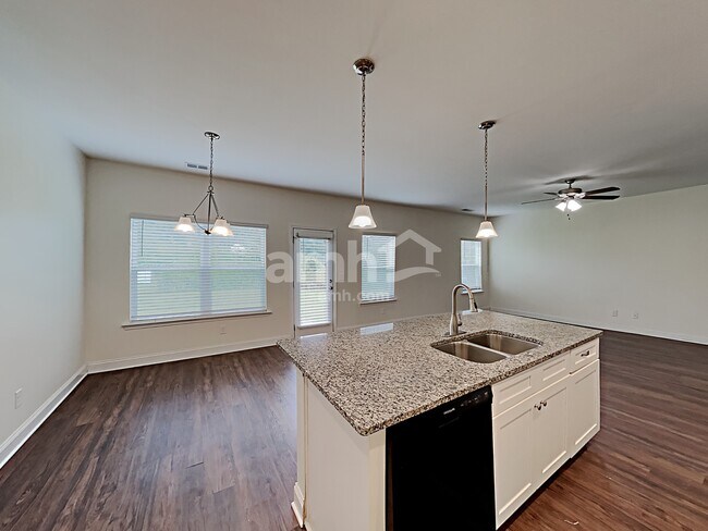 Foto del edificio - 7264 Loblolly Ln