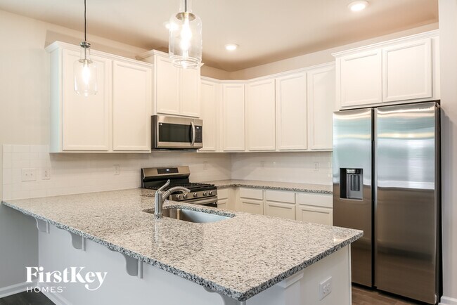 Building Photo - 414 Stonefence Dr