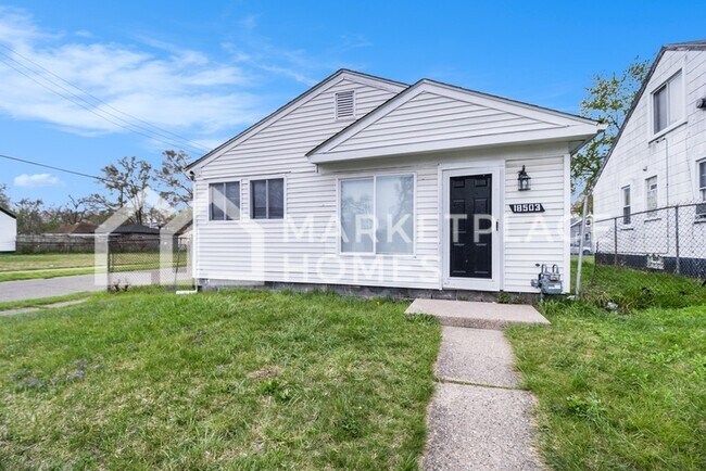 Building Photo - 18503 Riopelle St