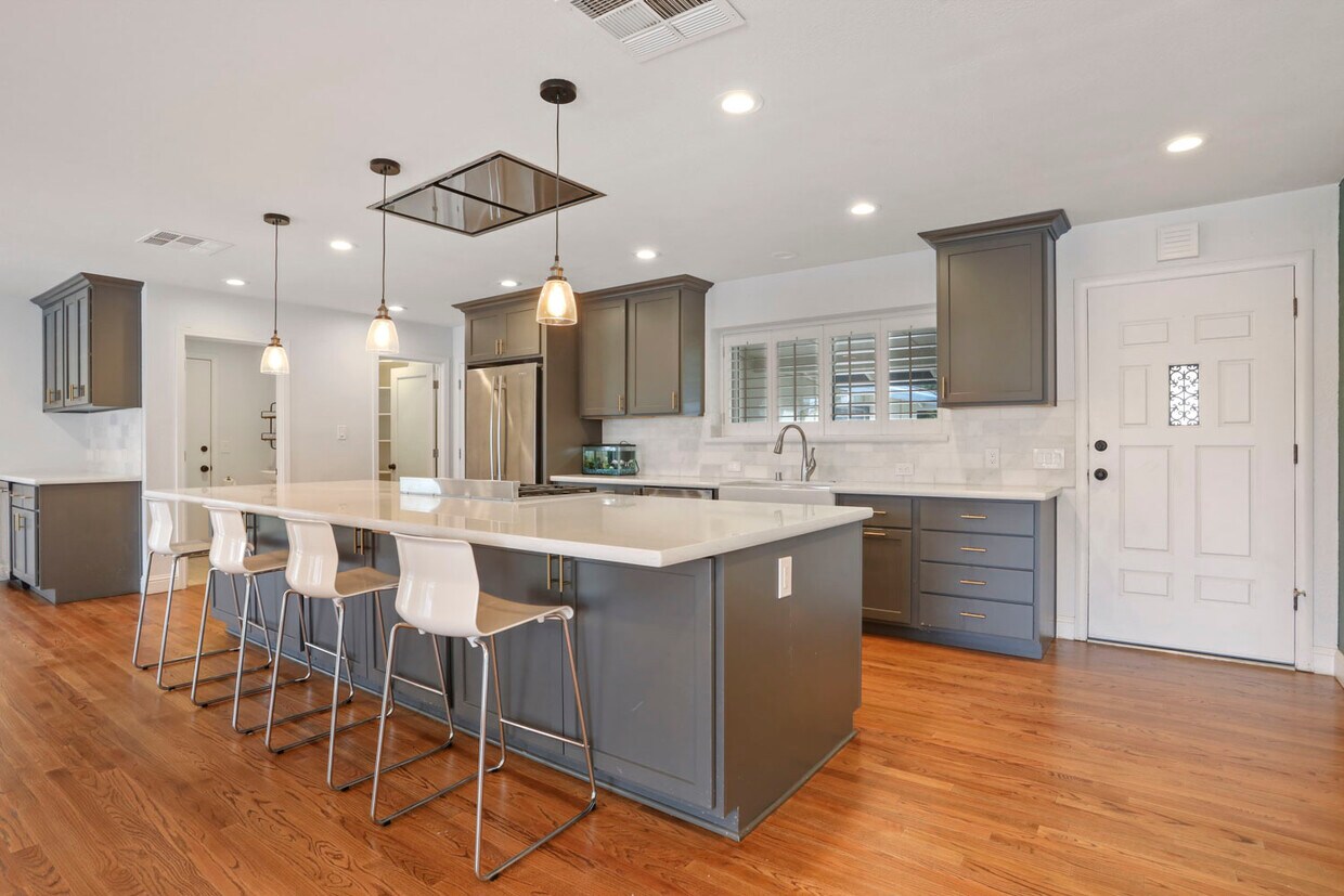 Cocina gourmet - 1177 Fay Cir