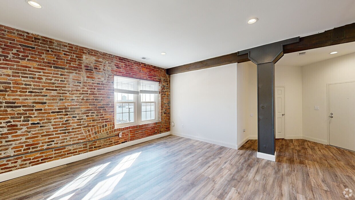 Photo - Thames Point Apartments