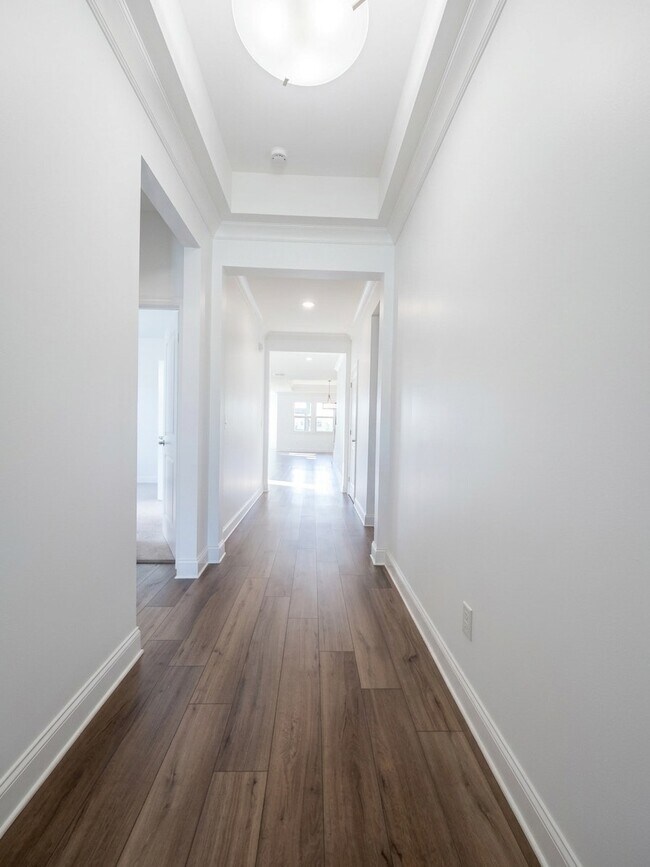 Foto del edificio - 384 Yardley Ln