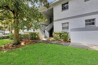 Building Photo - 588 Fairways Ln