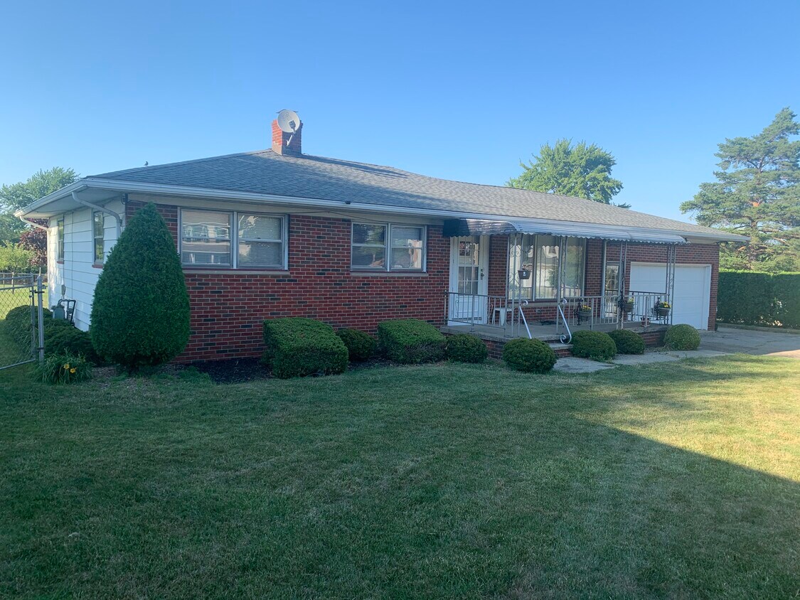 3162 Wallings Rd, North Royalton, OH 44133 House Rental in North