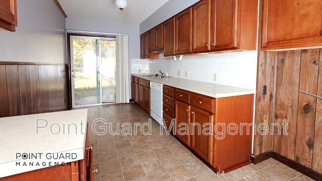 Foto del edificio - 4722-4724 E Elm St